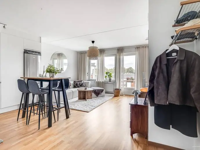 Bild 1 av 29 på Råbyvägen 24