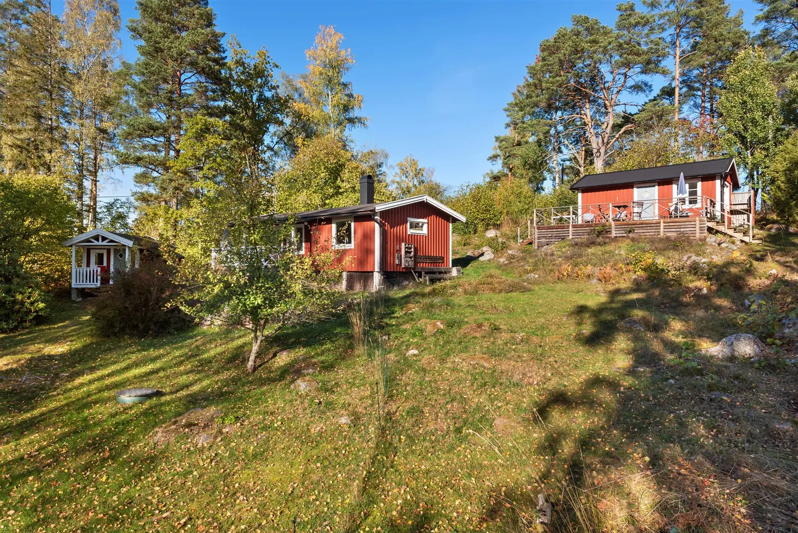 Fritidshus, Handfatet 11, Bergshamra. Bild 1 av 34