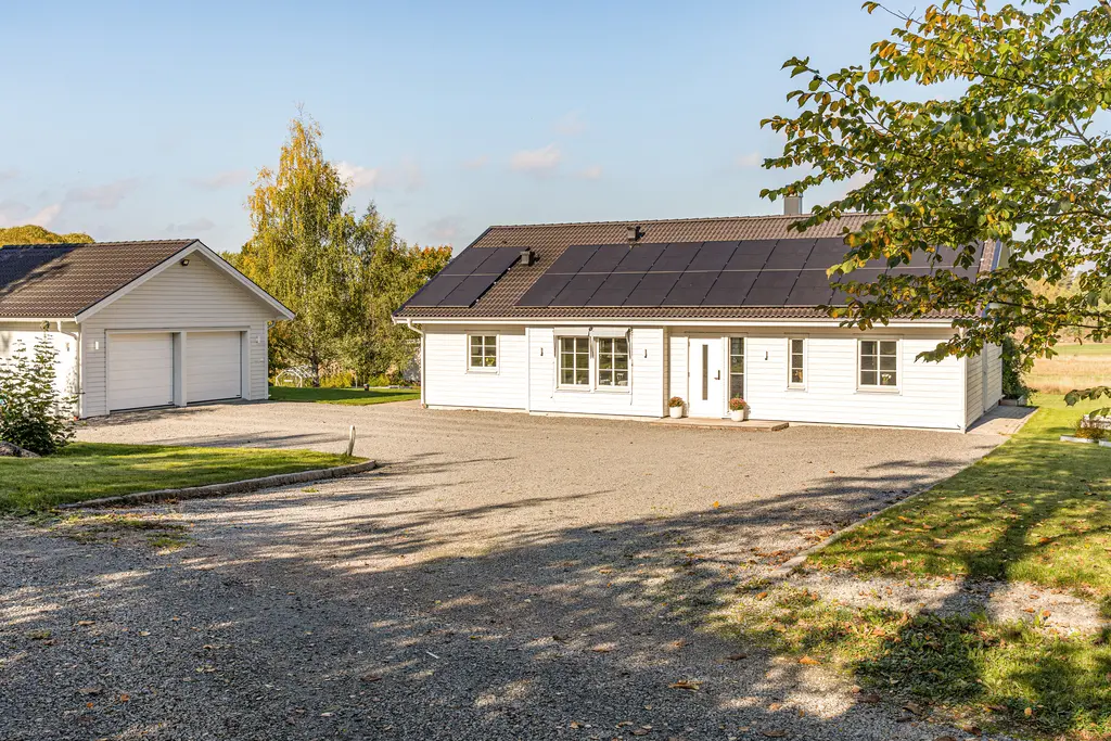 Bild 1 av 40 på Långmyran 491