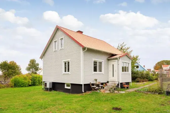 Villa, Ekenabbsvägen 6, Sturkö. Bild 1 av 27