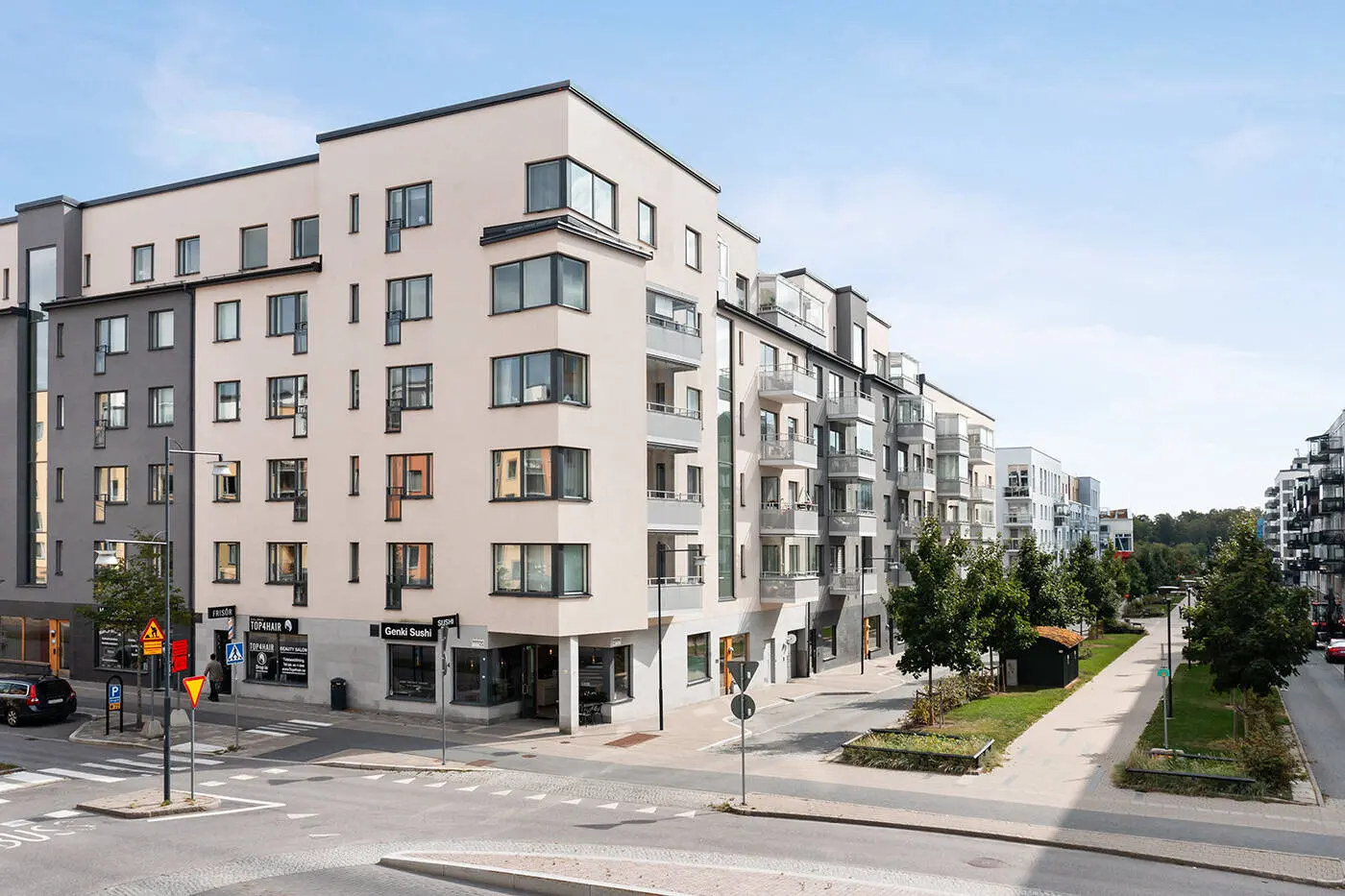 Lägenhet, Karlslundsvägen 9, våning 3, Järfälla. Bild 1 av 21
