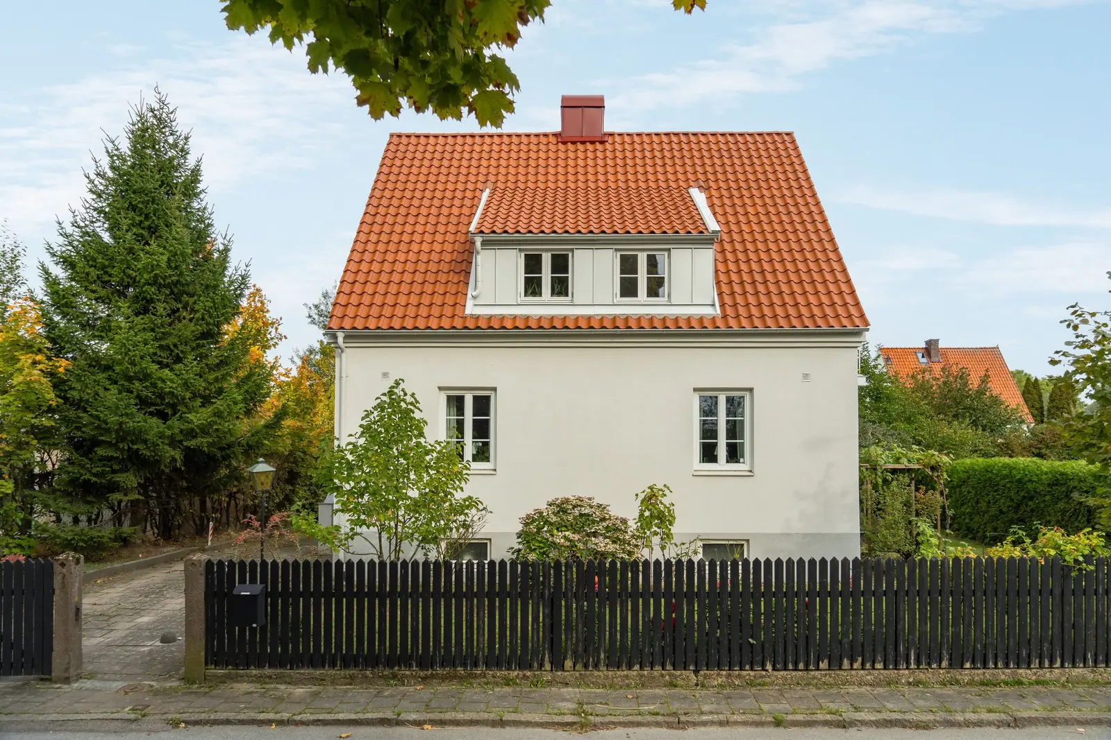 Villa, Traktörsgatan 39, Helsingborg. Bild 1 av 38