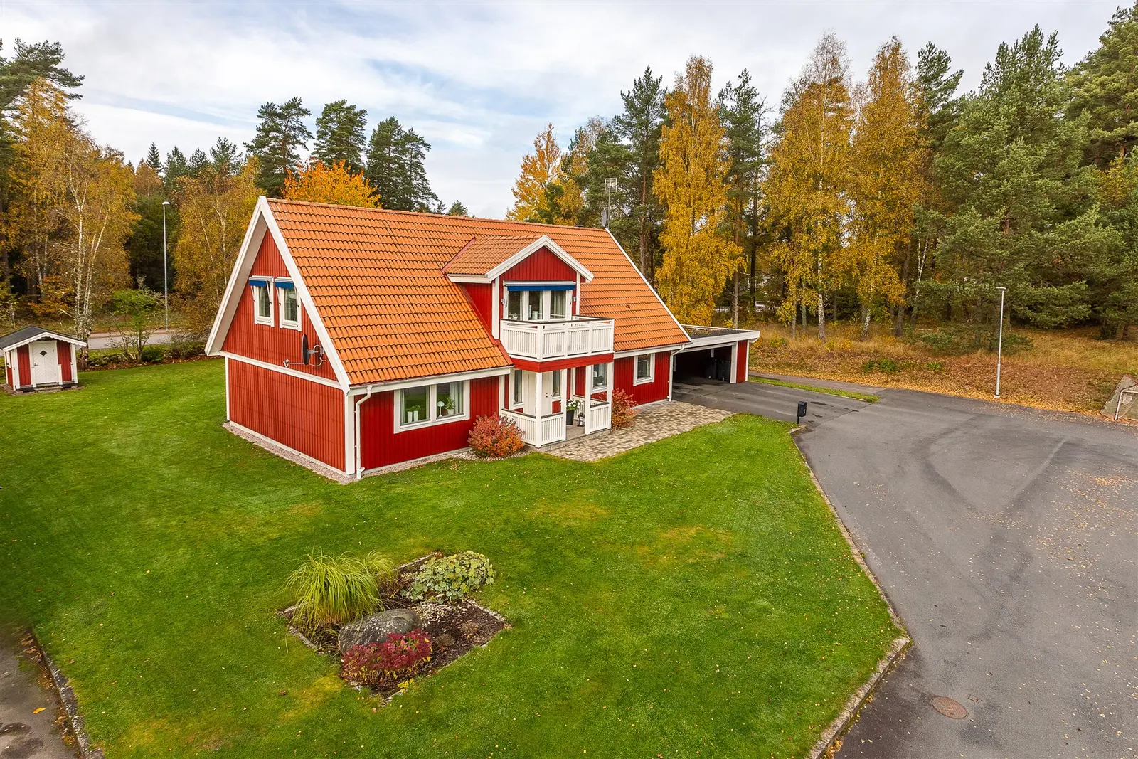 House, Tegelslagarevägen 11, Vetlanda. Photo 1 of 23