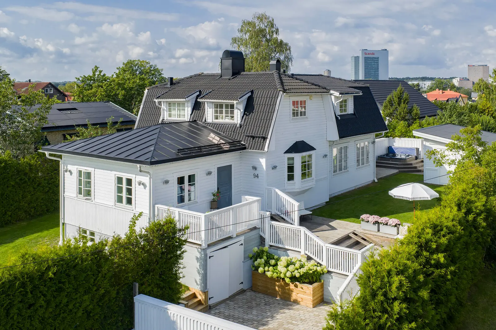 House, Aspövägen 94, Älvsjö. Photo 1 of 40