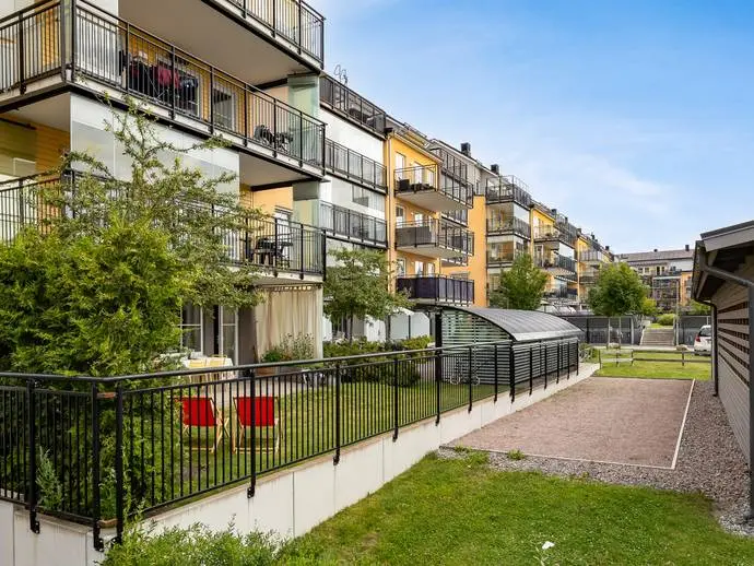 Lägenhet, Förrådsgatan 12. Bild 1 av 29