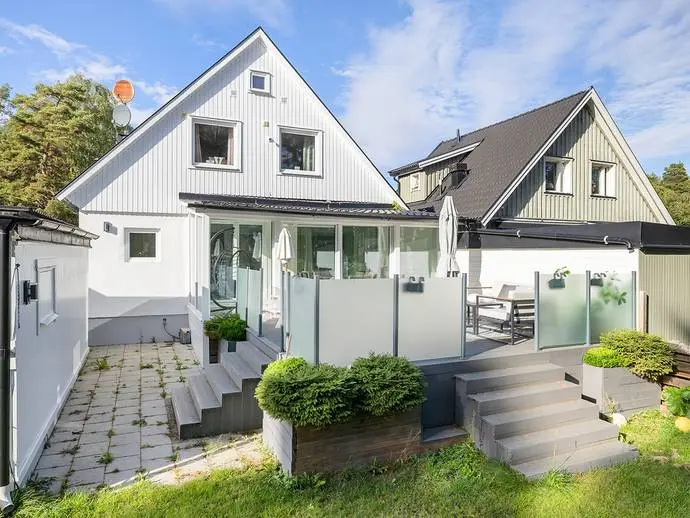 Lägenhet, Tvåspannsvägen 17. Bild 1 av 5
