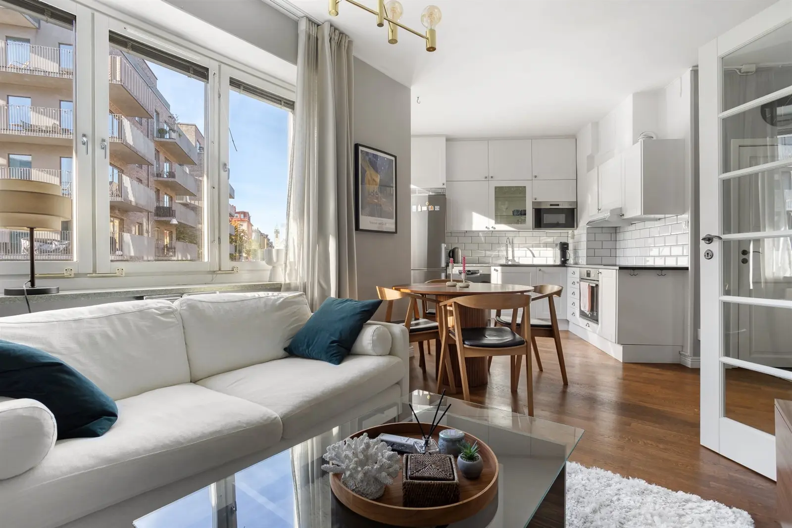 Lägenhet, Vintergatan 4, Sundbyberg. Bild 1 av 23