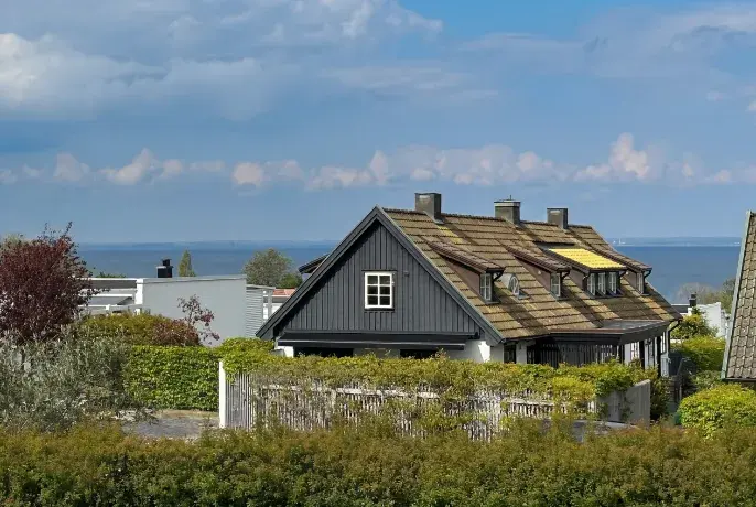 Lägenhet, Paulins väg 15C, Båstad. Bild 1 av 36