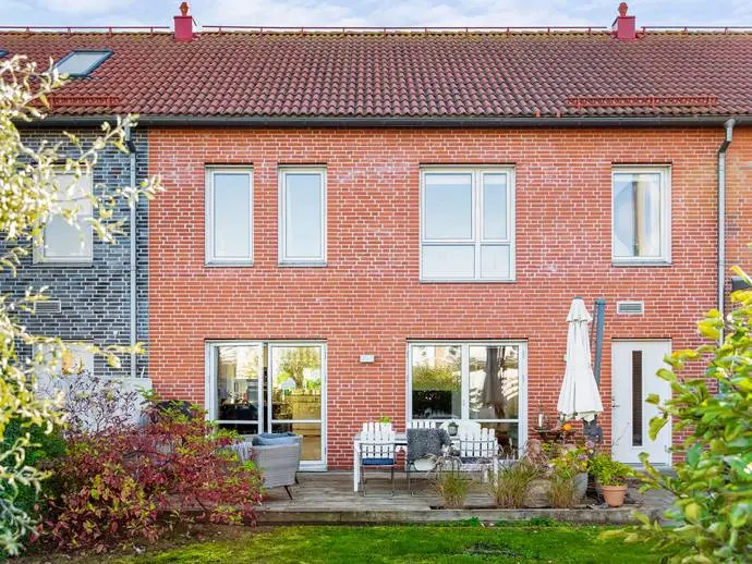 House, Lokstallsgatan 24. Photo 1 of 40