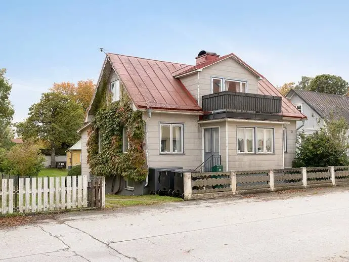 Villa, Donnersgatan 22. Bild 1 av 31