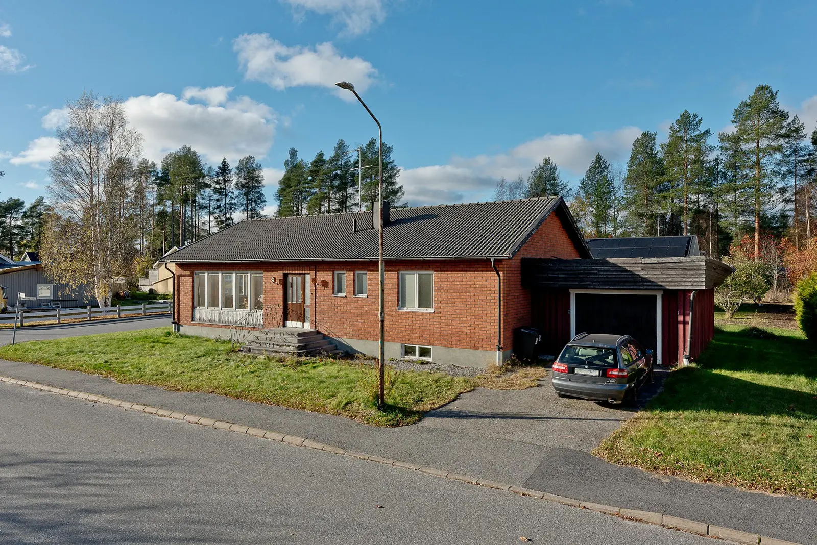 House, Jenningsgatan 25, Robertsfors. Photo 1 of 28
