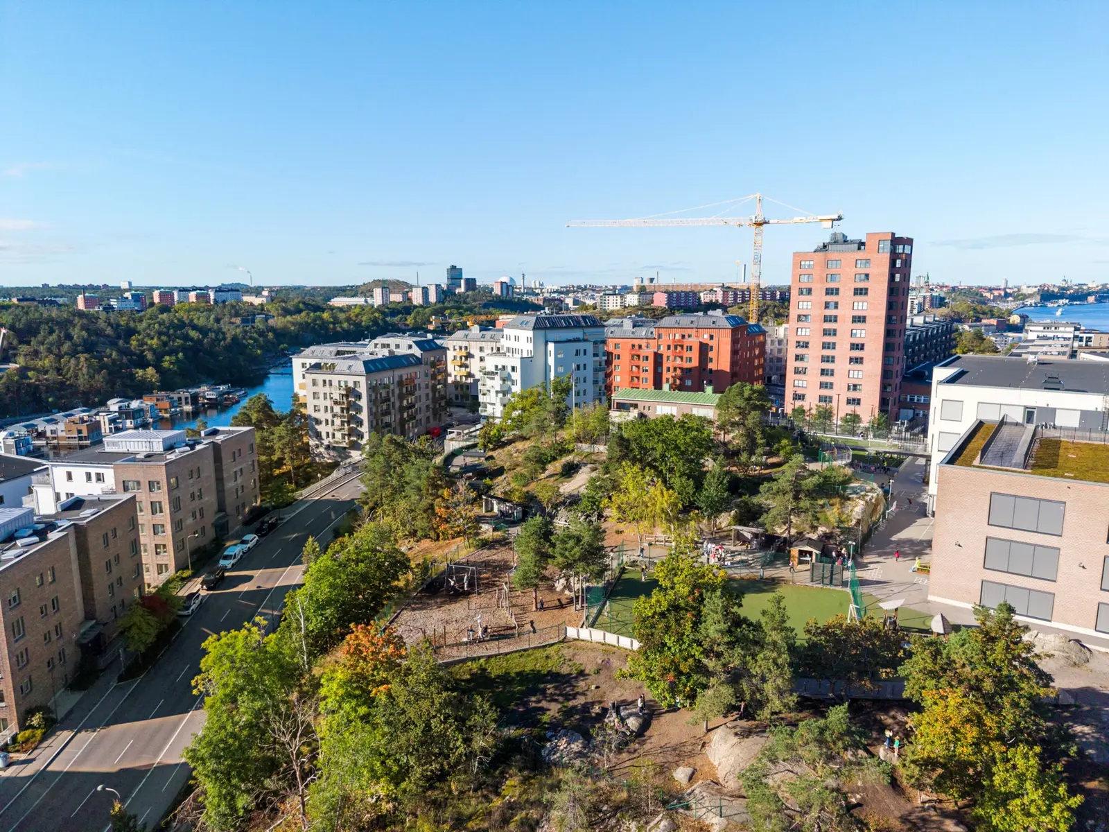 Lägenhet, Thunströms väg 6, Nacka. Bild 1 av 13
