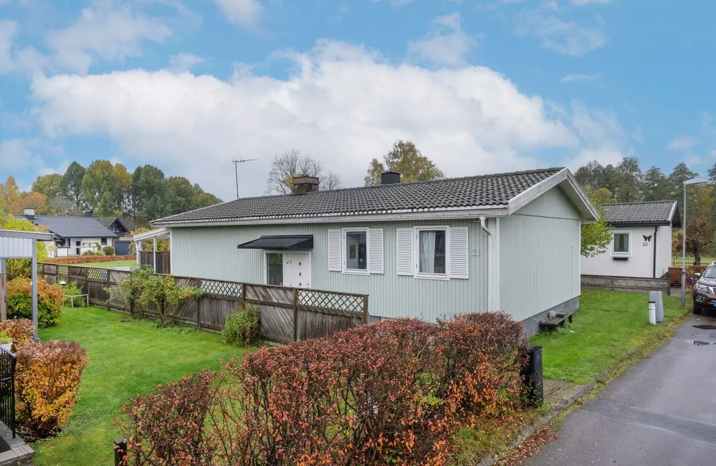 Villa, Garvargränd 21, Vetlanda. Bild 1 av 35