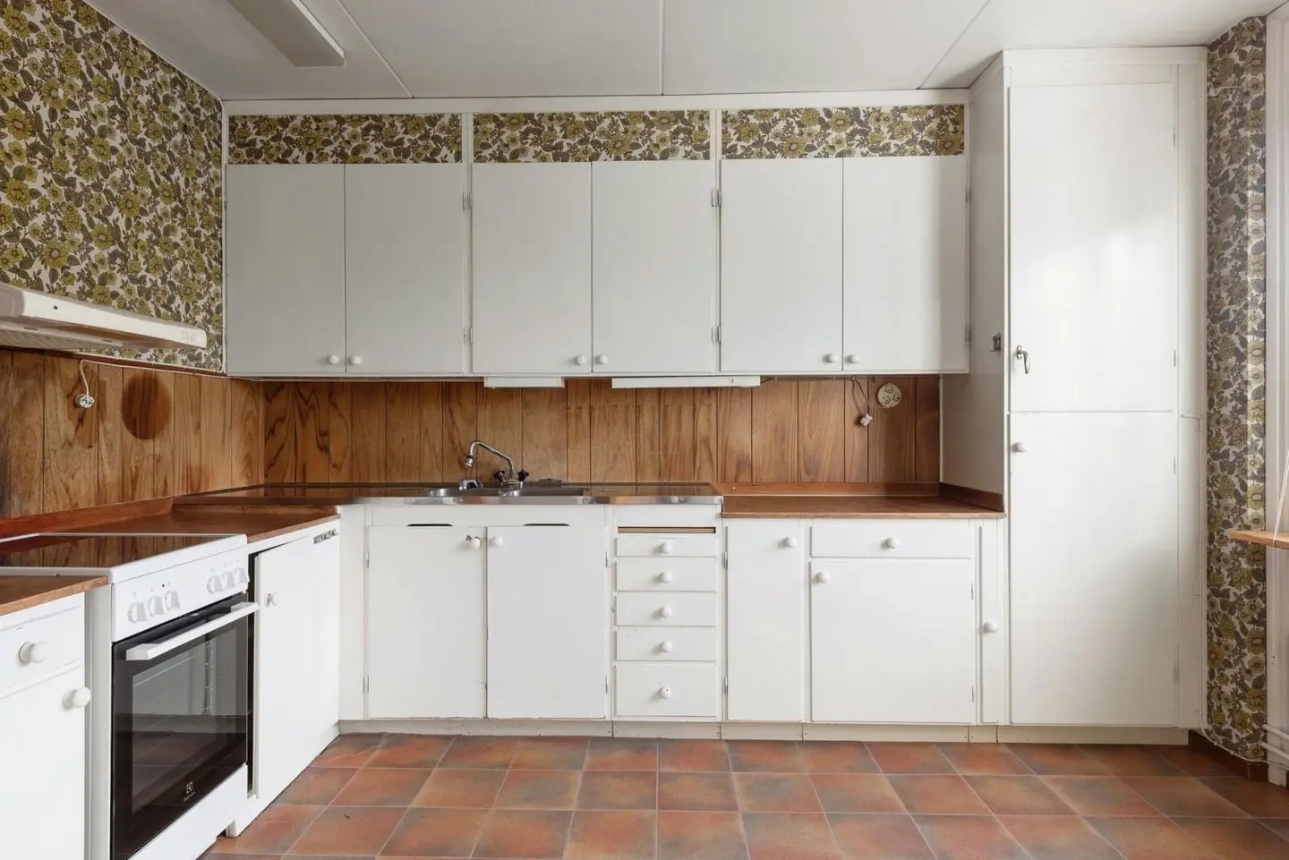 Lägenhet, Simpbylevägen 14B, Norrtälje. Bild 1 av 21