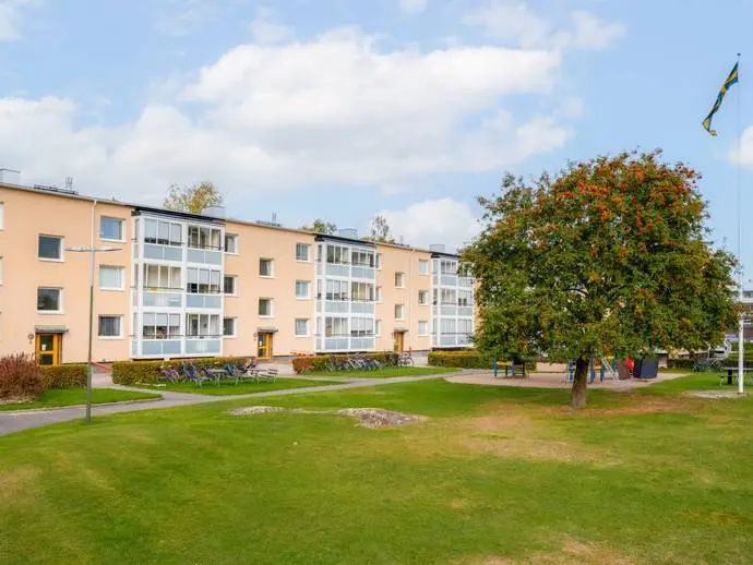 Lägenhet, Marsvägen 6. Bild 1 av 5