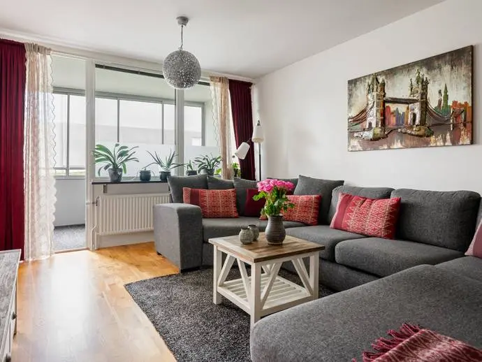 Apartment, Sleipnervägen 99. Photo 1 of 25