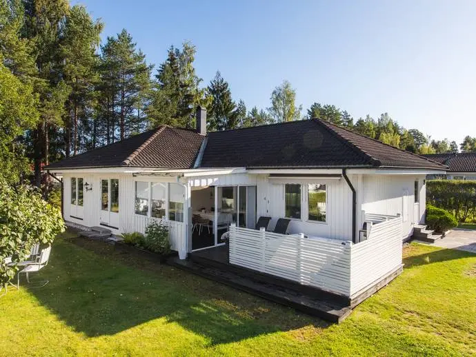 House, Stenbärsvägen 19. Photo 1 of 5