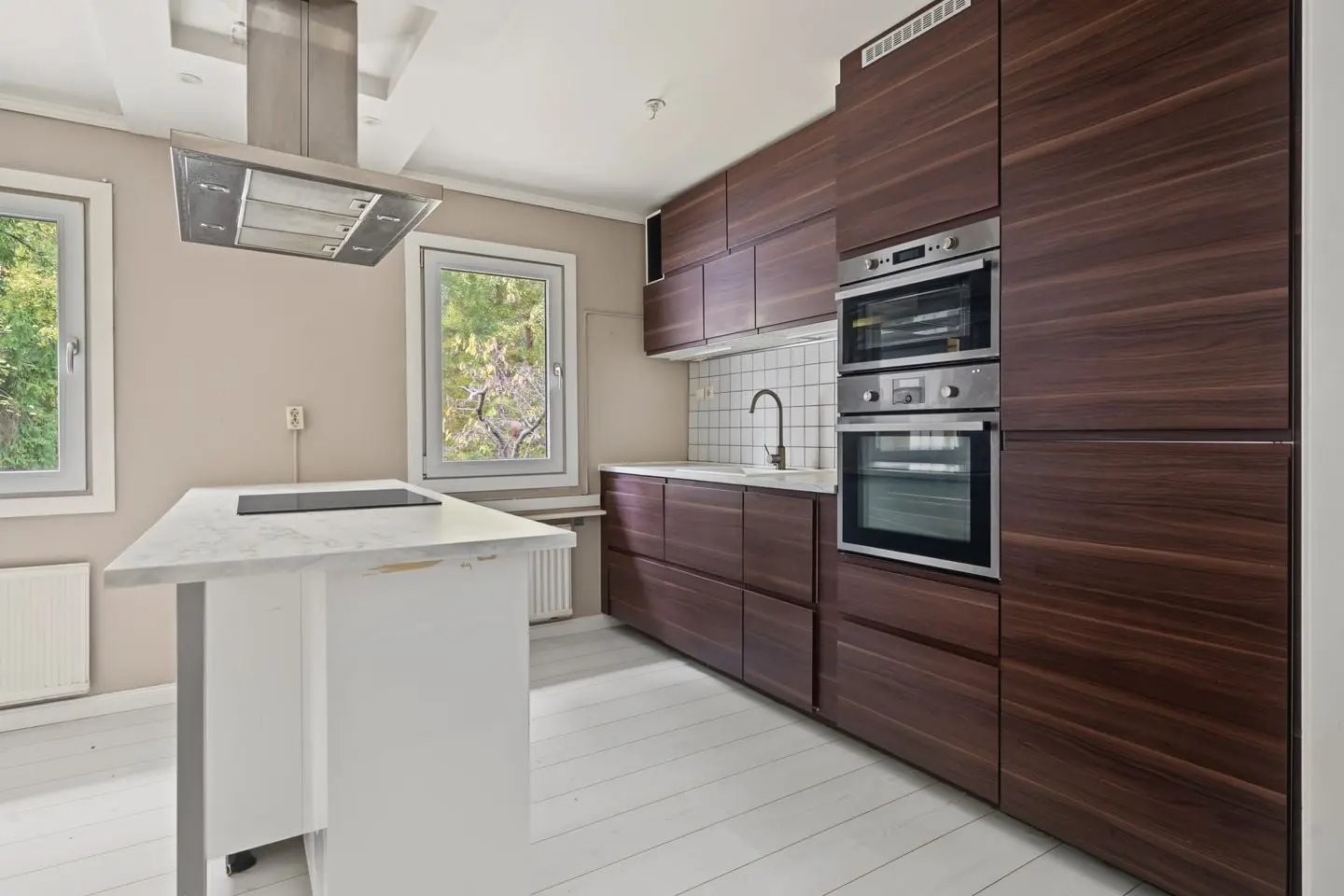 Villa, Fredrikslundsgatan 45, Nybro. Bild 1 av 24