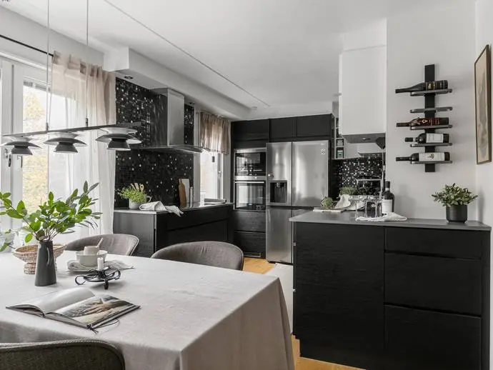 Apartment, Lilla Centralgatan 35. Photo 1 of 39