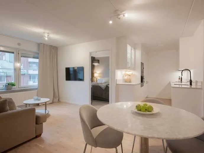 Lägenhet, Kungsklippevägen 11, 2tr. Bild 1 av 5