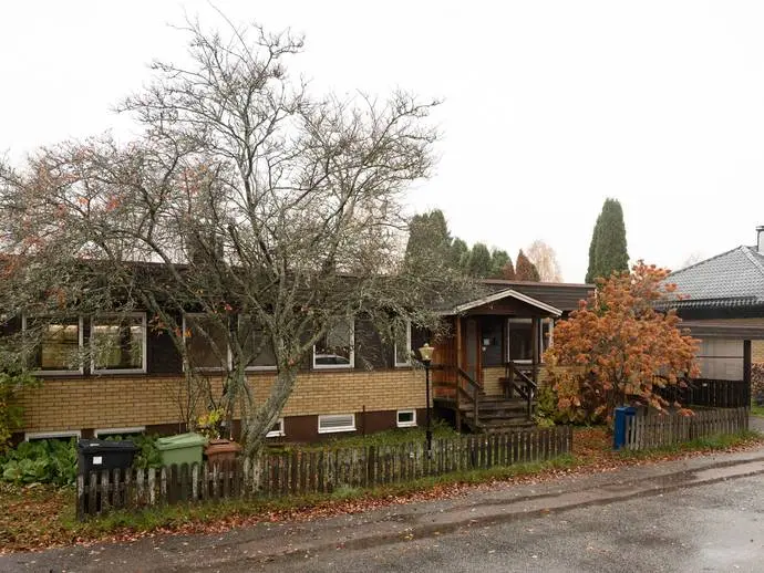 House, Hagstuvägen 33. Photo 1 of 5