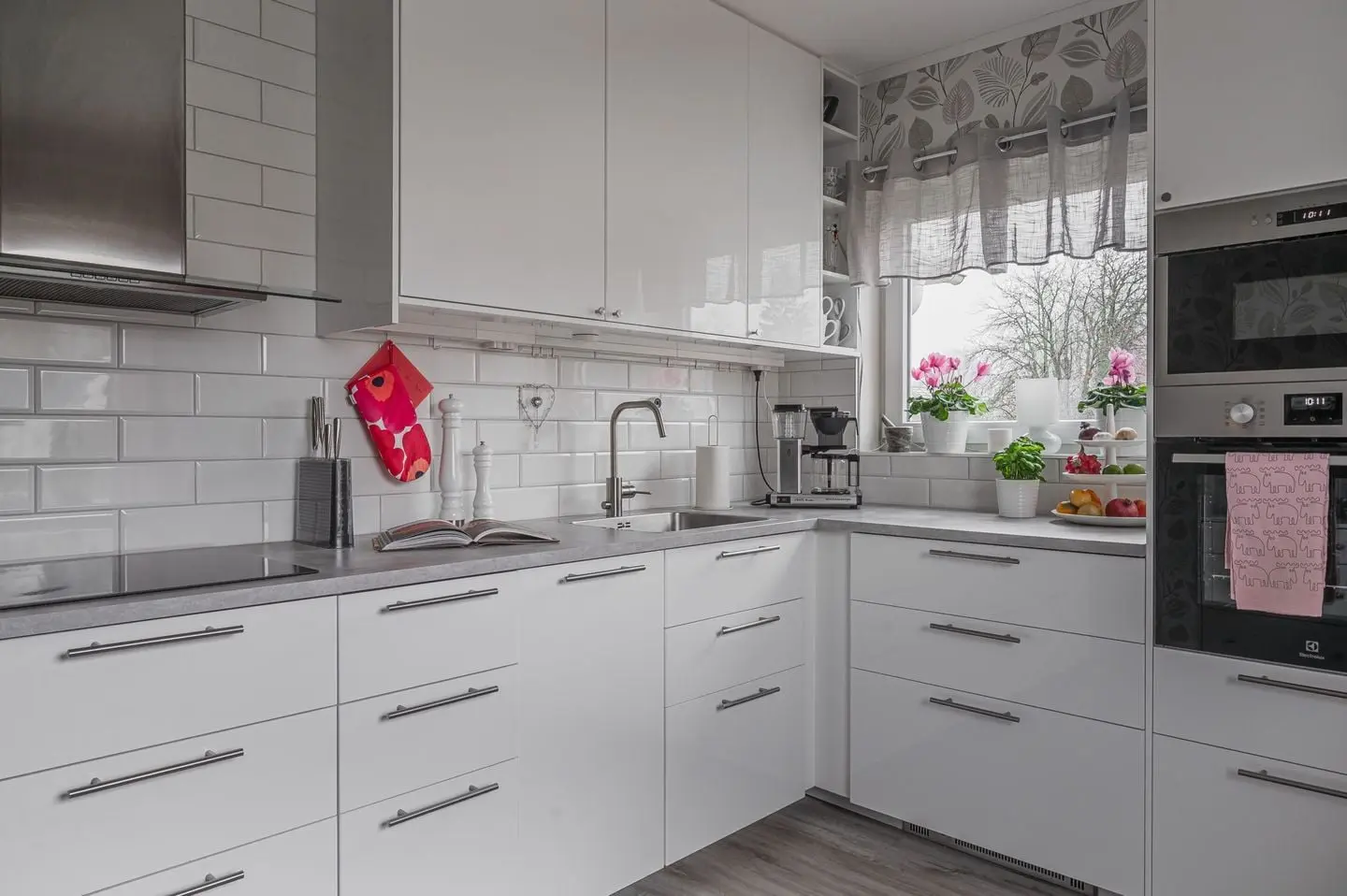 House, Lövgränd 6, Örnsköldsvik. Photo 1 of 39