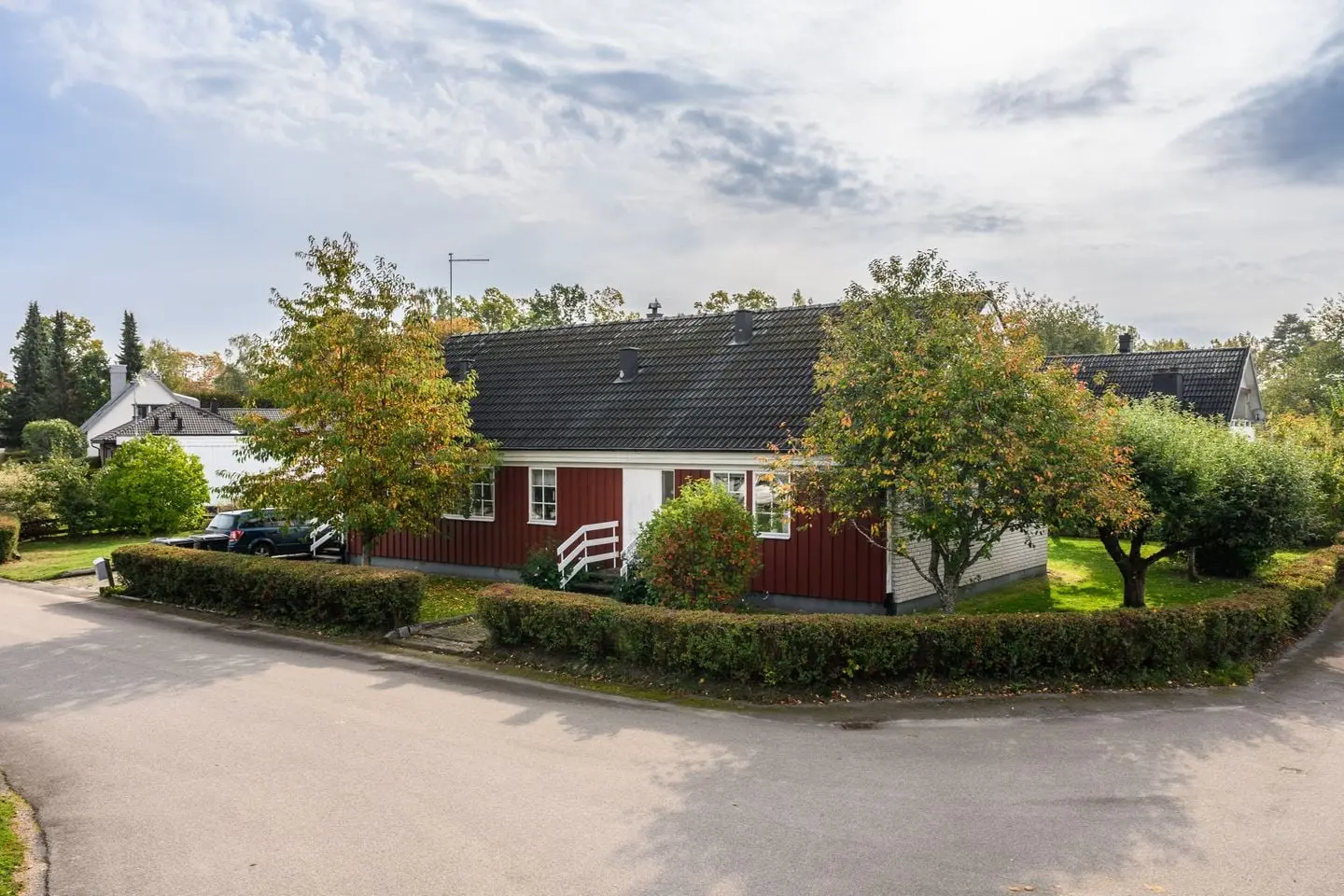 Villa, Blåklintsvägen 9, Växjö. Bild 1 av 33