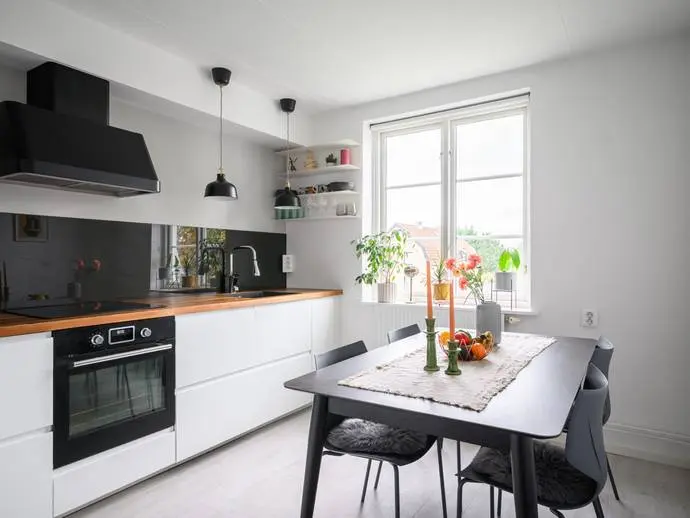 Apartment, Miatorpsgatan 24. Photo 1 of 17