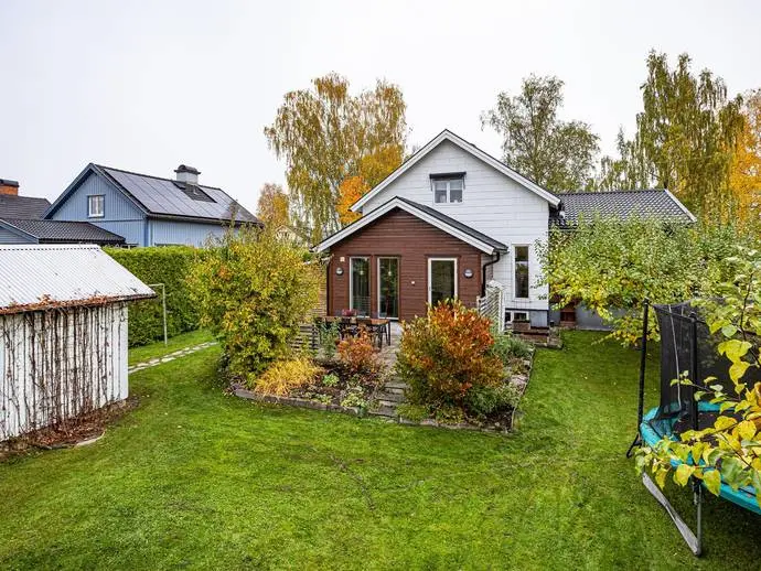 House, Kolonigatan 23. Photo 1 of 40