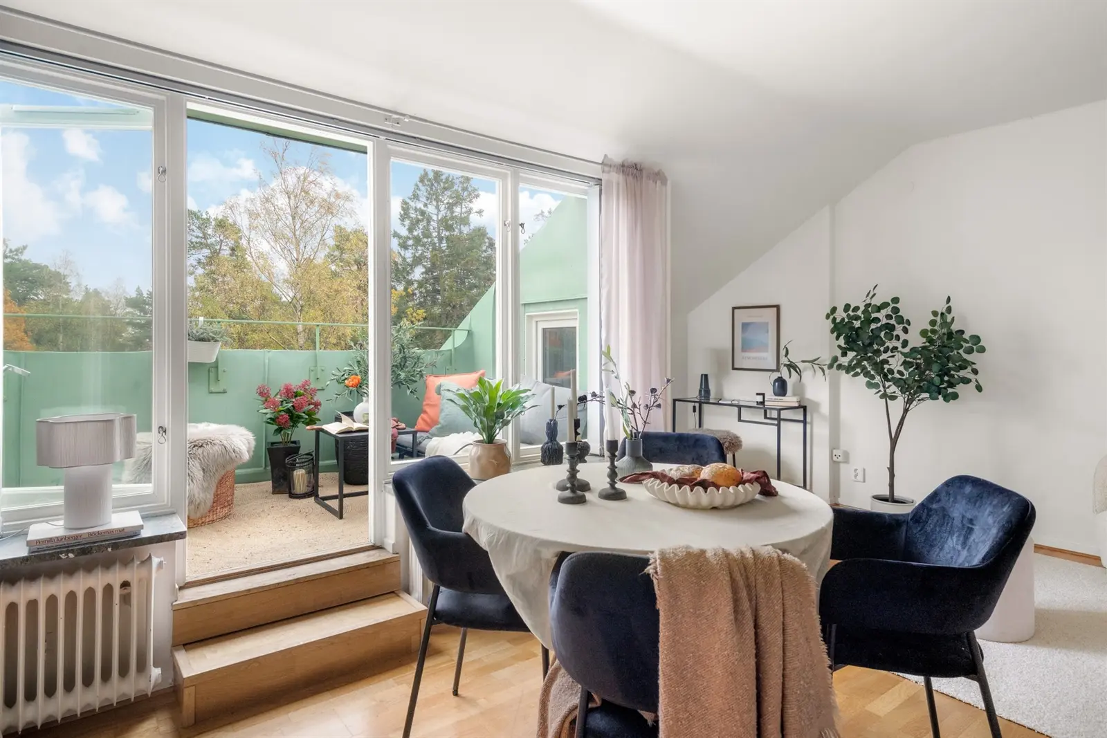 Apartment, Gubbkärrsvägen 29m, vån 4/4, Stockholm. Photo 1 of 25