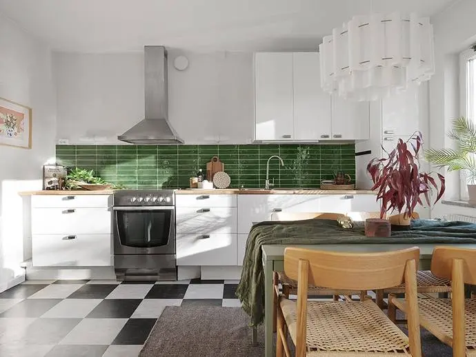 Apartment, Rusthållarvägen 161. Photo 1 of 36