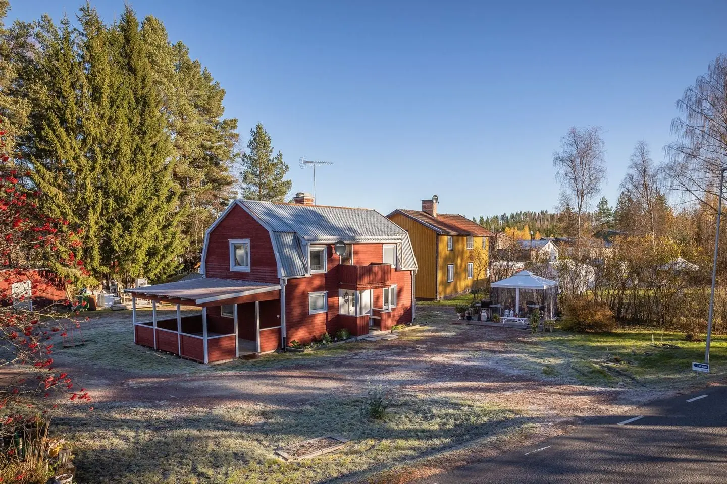 Villa, Skästravägen 19, Ljusdal. Bild 1 av 28