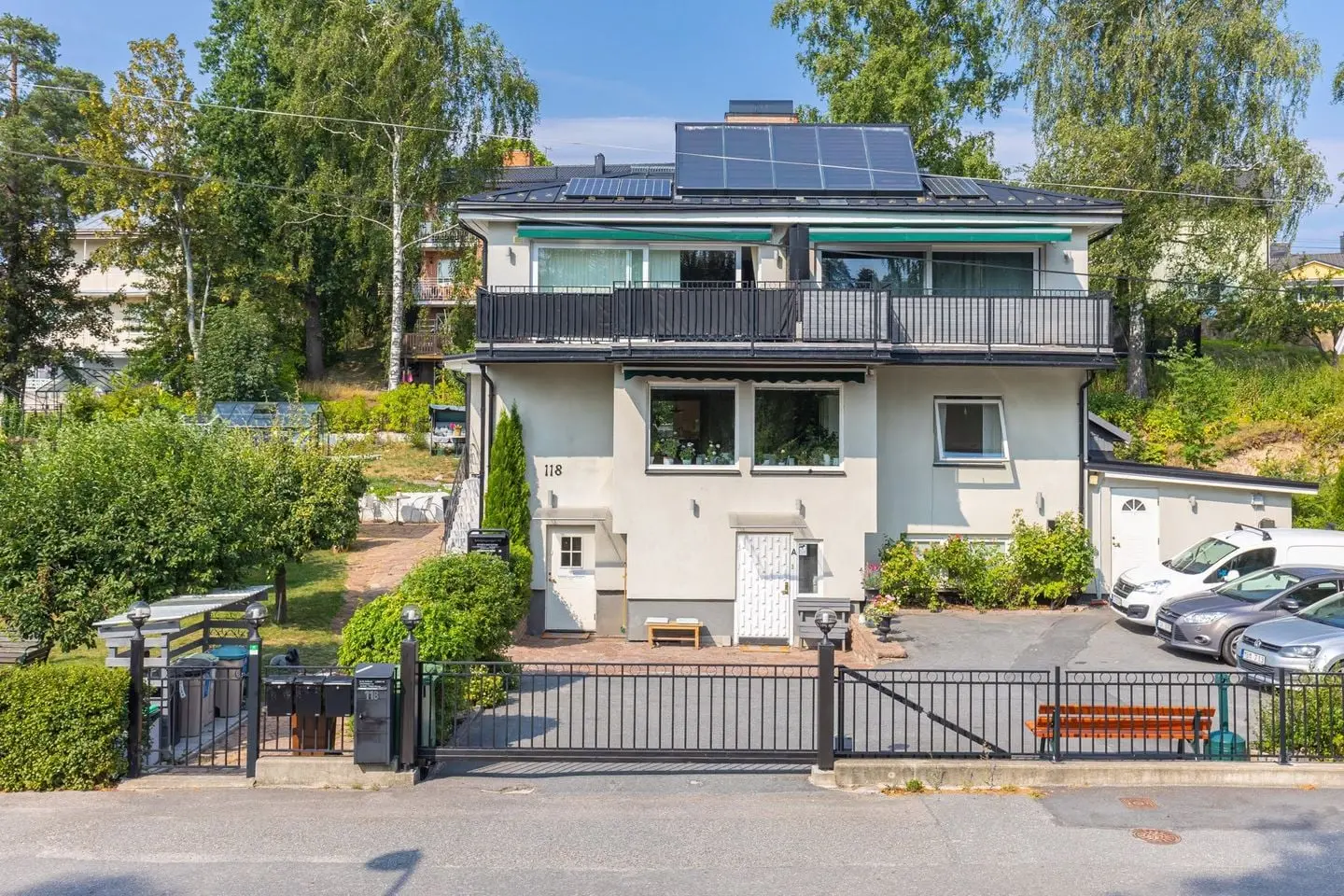 Villa, Gamla Enköpingsvägen 118, Sundbyberg. Bild 1 av 40