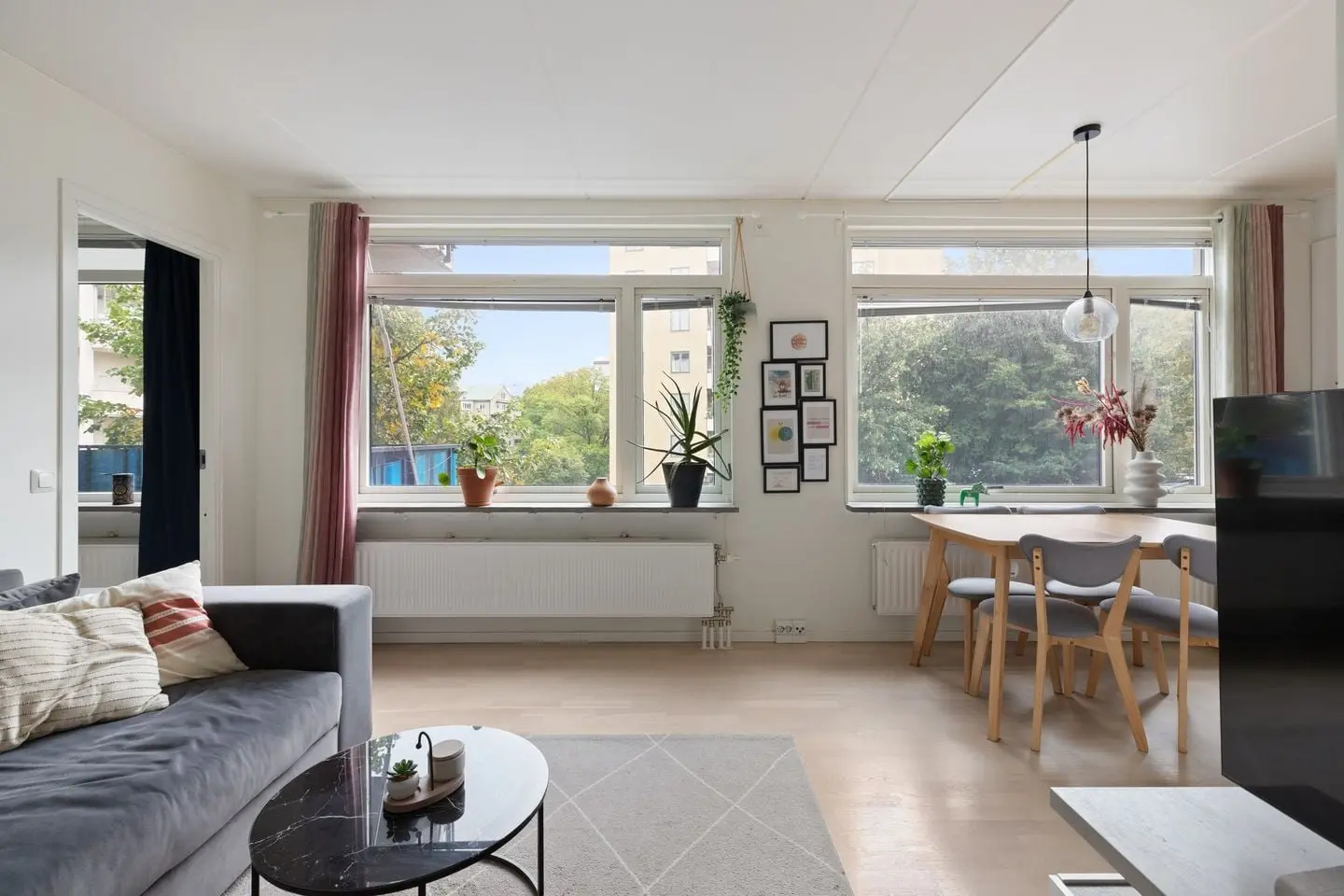 Lägenhet, Hannebergsgatan 28, Solna. Bild 1 av 19