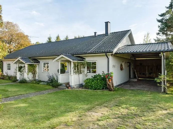 Lägenhet, Lejeby 164. Bild 1 av 40