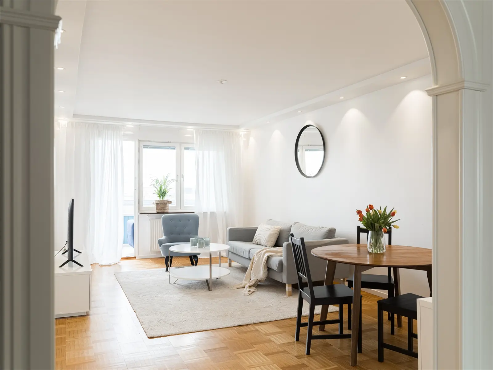 Lägenhet, Stadiongatan 55 E. Bild 1 av 5
