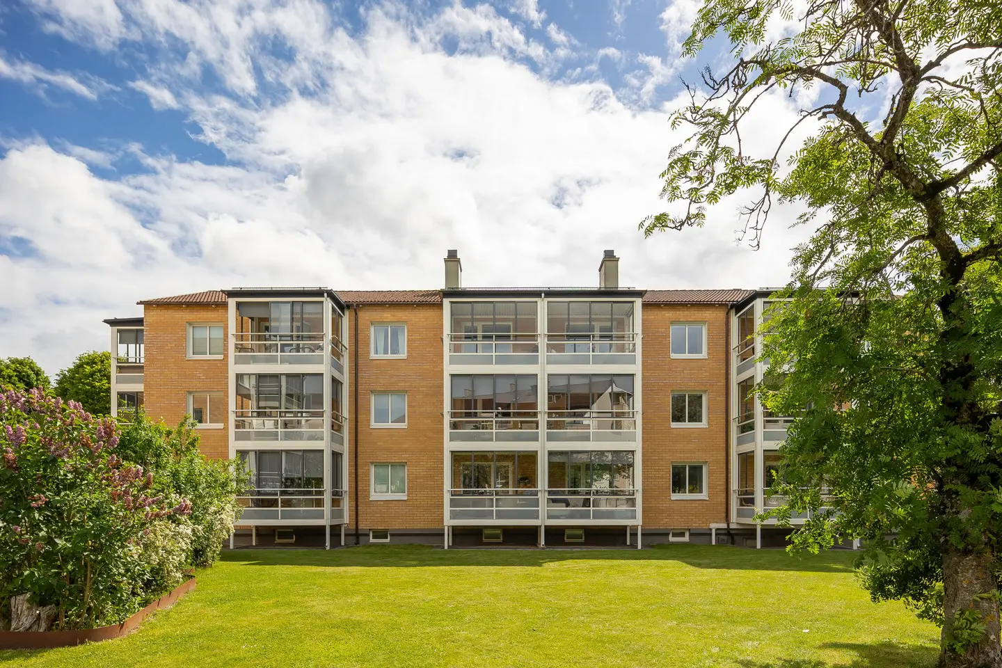Bild 1 av 27 på Käpplundavägen 2B