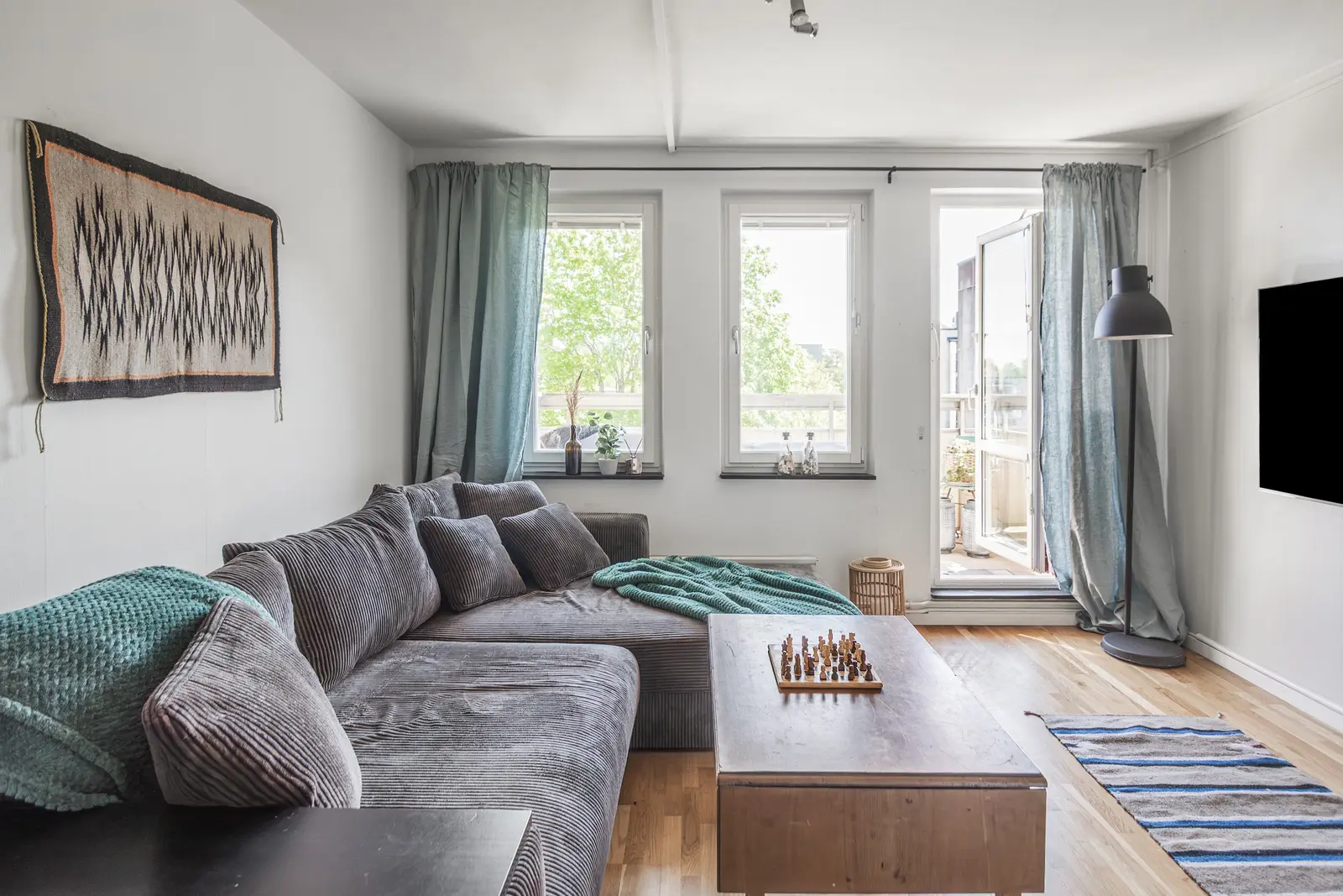 Apartment, Skarpövägen 19, Nacka. Photo 1 of 14