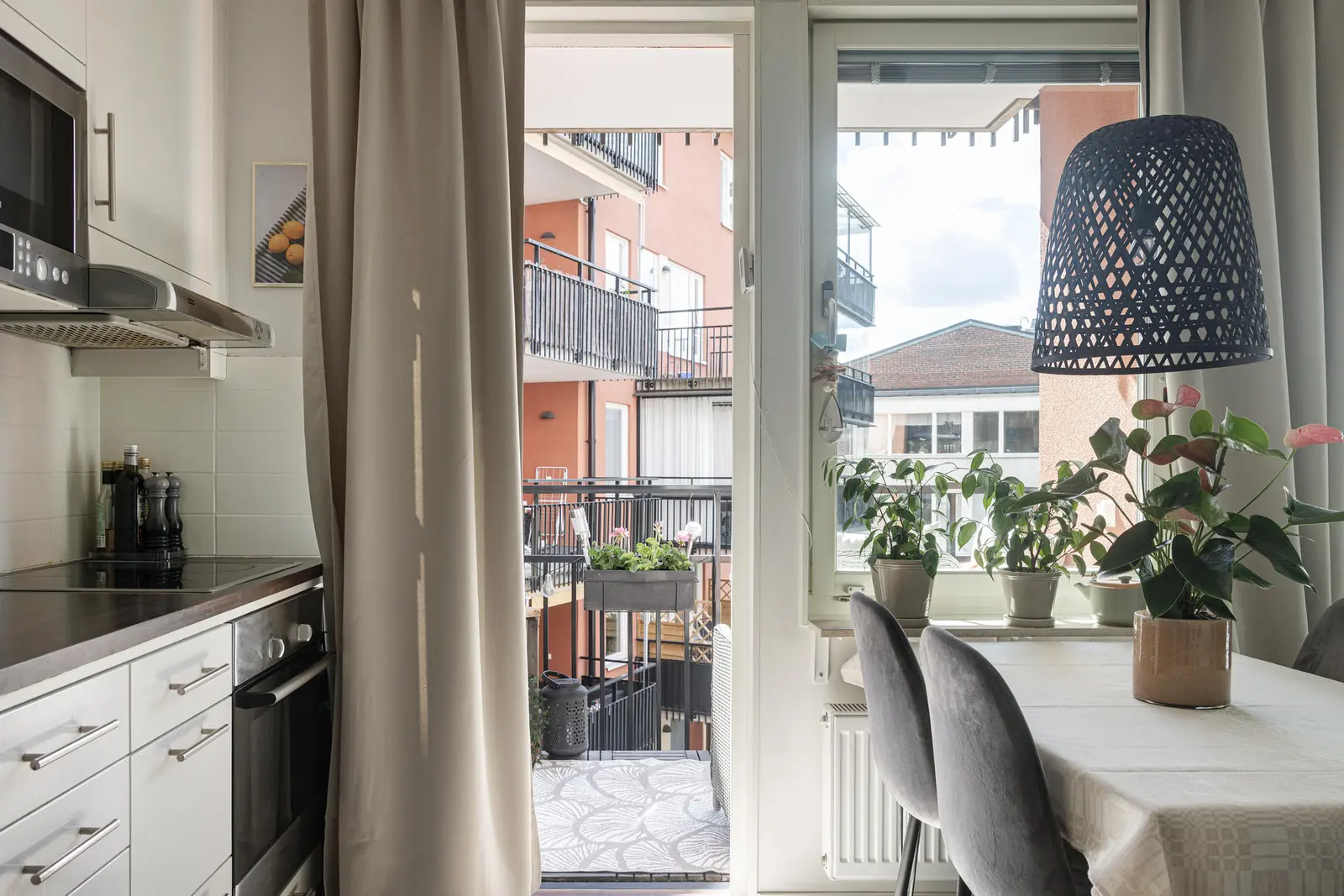 Apartment, Lasarettsvägen 1, Nacka. Photo 1 of 22