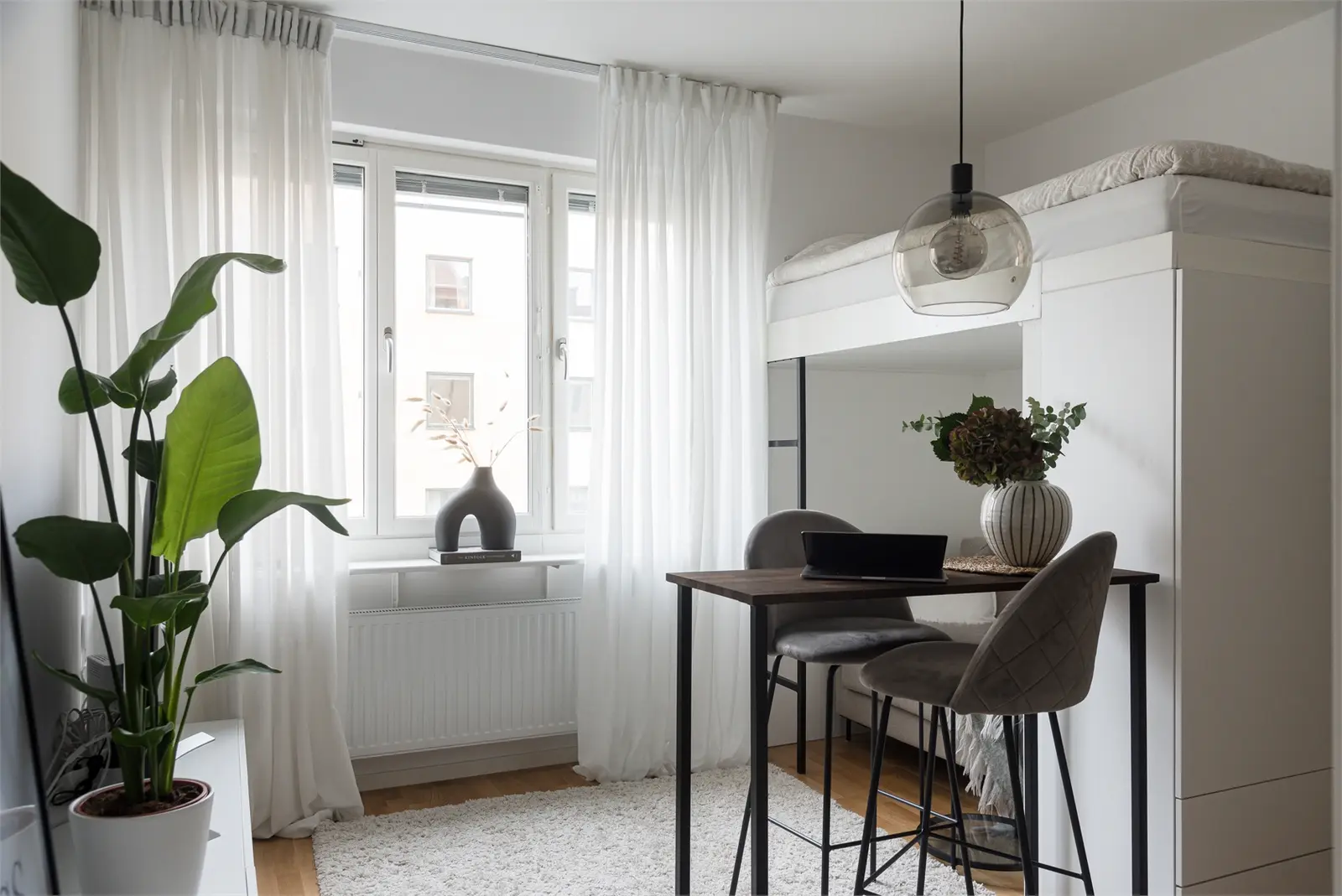 Bild 1 av 5 på STORA GATAN 74