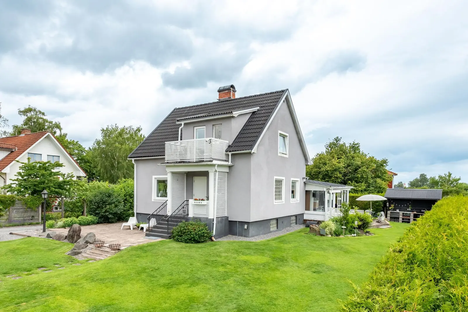 Villa, Syrénvägen 3, Karlskoga. Bild 1 av 40