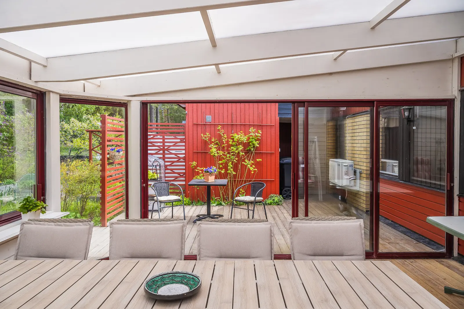 Villa, Ljungvägen 11, Håbo. Bild 1 av 5