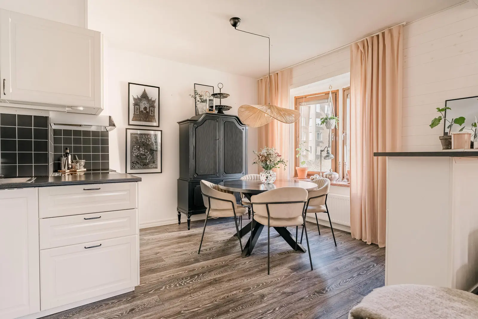 Lägenhet, Litslenavägen 13C, Enköping. Bild 1 av 19