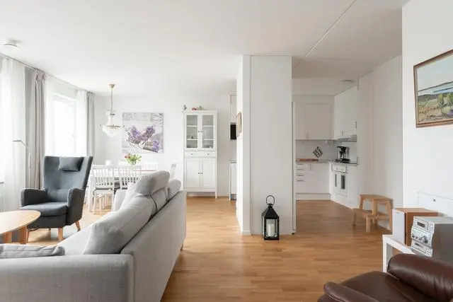 Bild 1 av 1 på Fabriksgatan 3