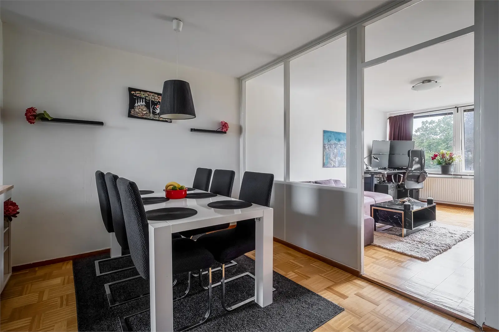 Lägenhet, Storvretsvägen 44, Huddinge. Bild 1 av 5