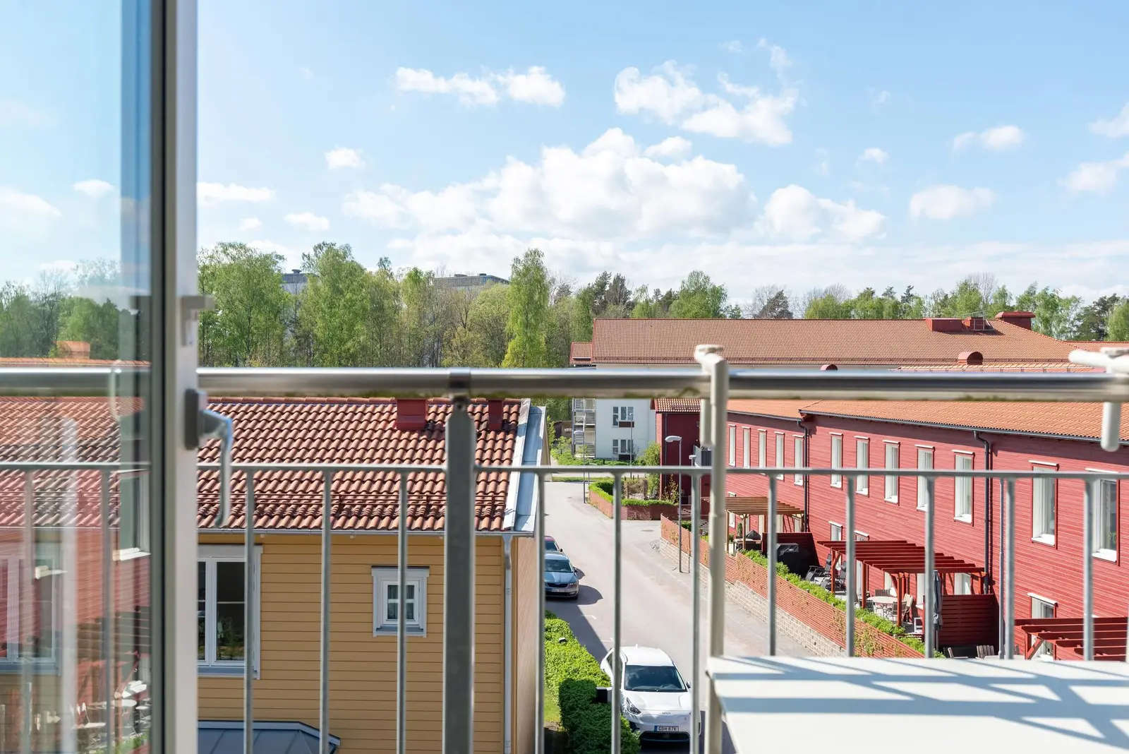 Image 1 of 31 of Värngatan 6J