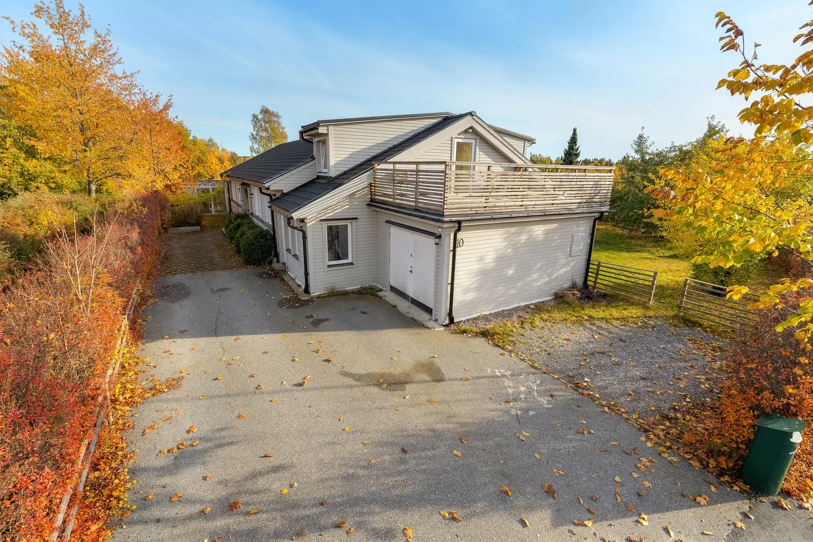 Villa, Granebergsvägen 10, Håbo. Bild 1 av 30