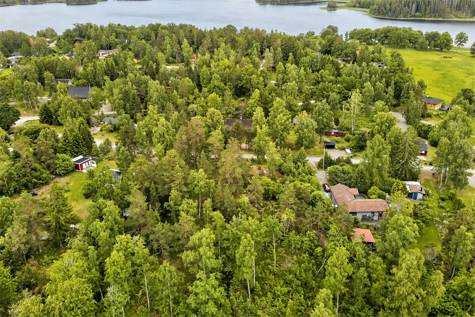 Bild 1 av 5 på Lingonbacken 218